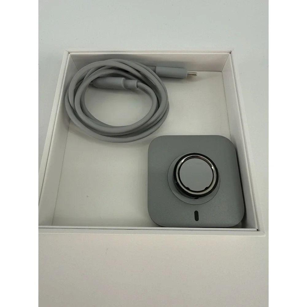 ŌURA - Oura Ring 4, Black, Size 7 w/ Charger Excellent Condition Smart Tracker